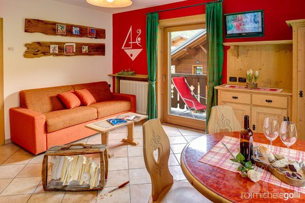 Art Apartments Casa Lapis Livigno Pokoj fotografie